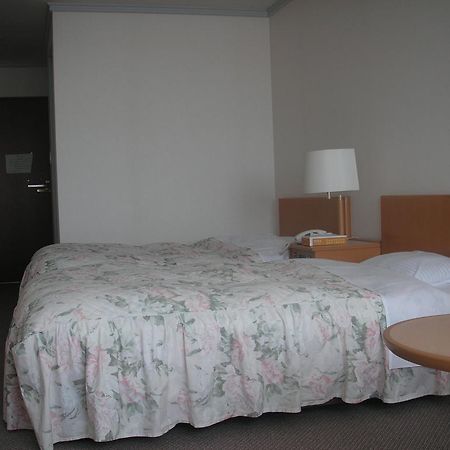 Yu Paradise Sakura Hotell Sakura  Eksteriør bilde